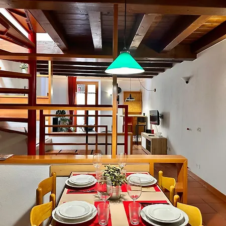 Ascorti Home- & Centre Apartament Gravedona